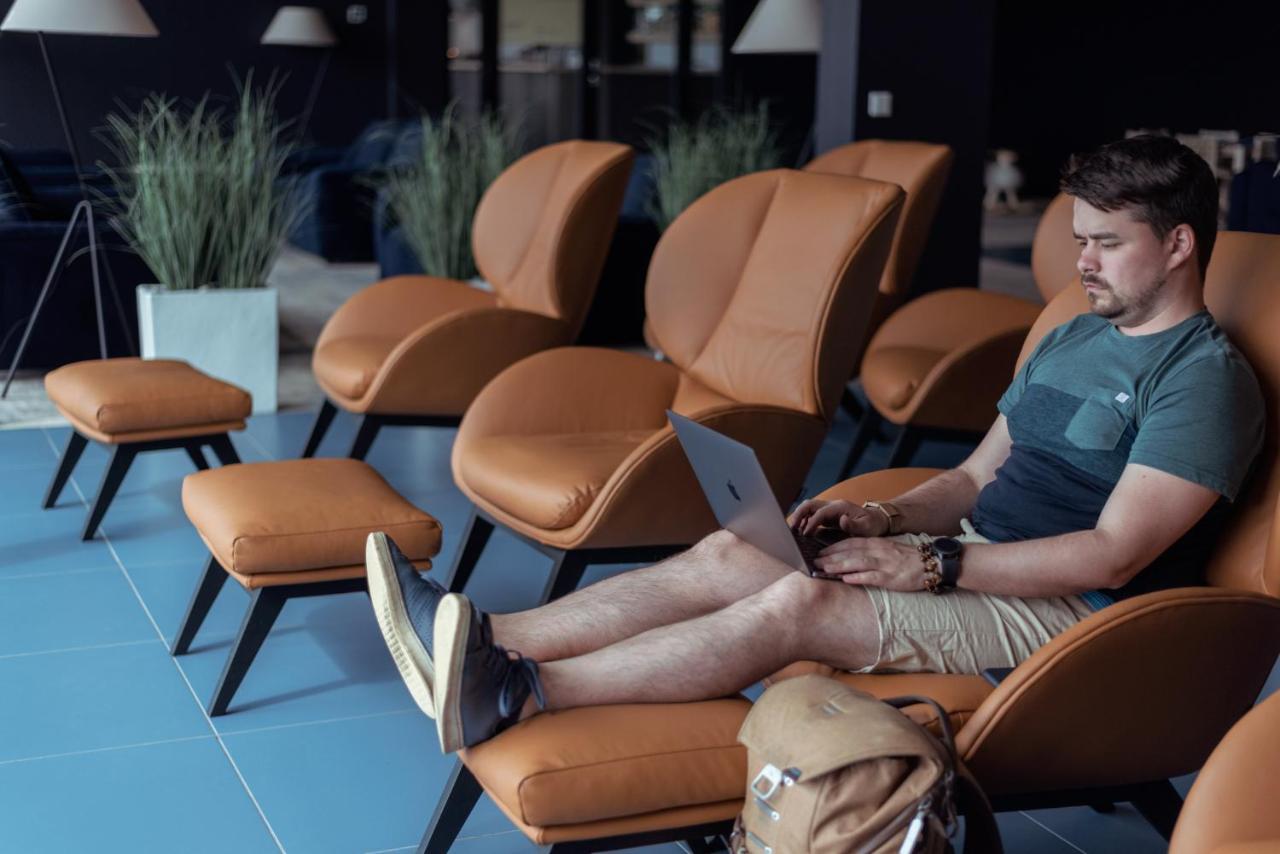 Meri Seaside Hotel & Spa Куресааре Екстериор снимка