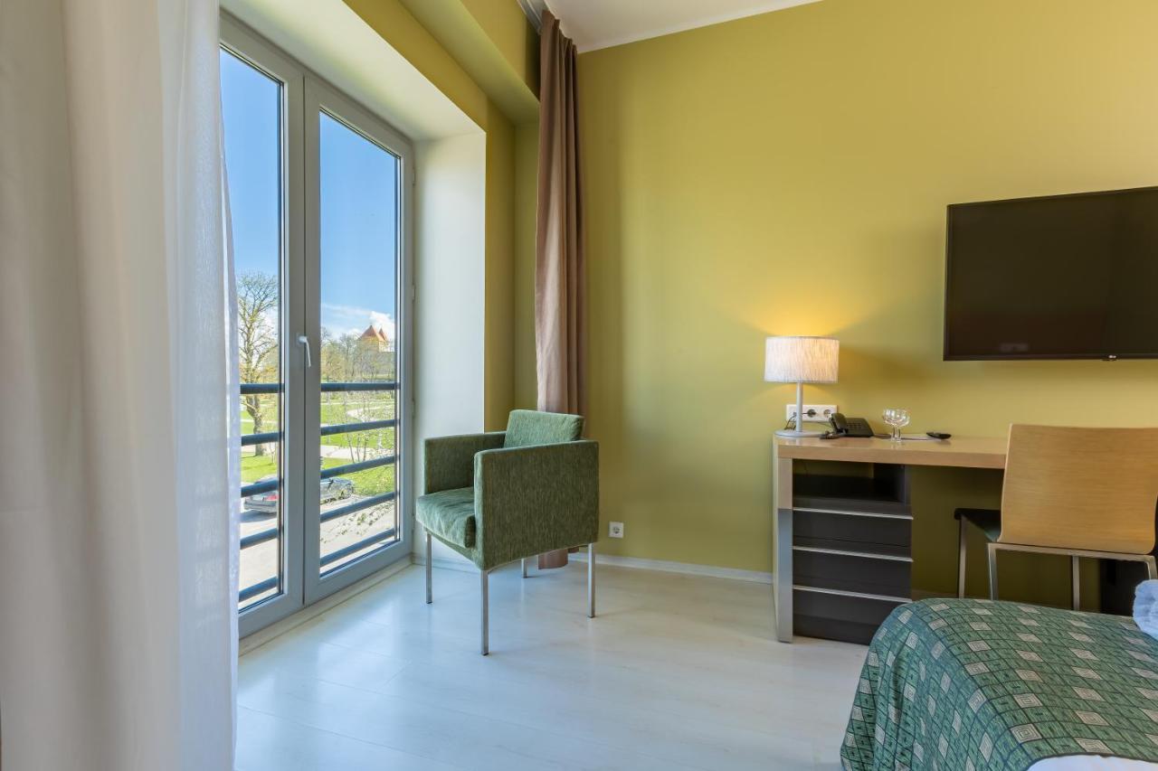 Meri Seaside Hotel & Spa Куресааре Екстериор снимка