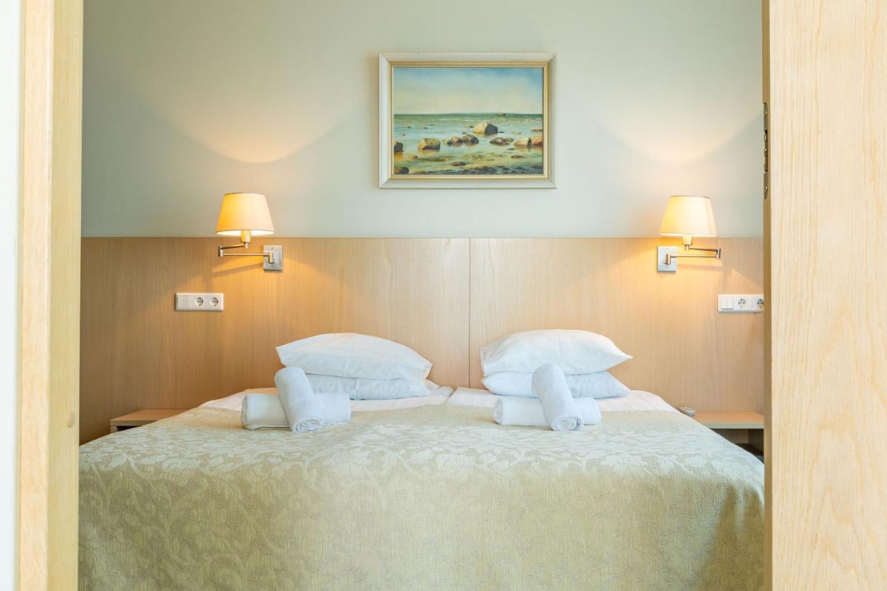 Meri Seaside Hotel & Spa Куресааре Екстериор снимка