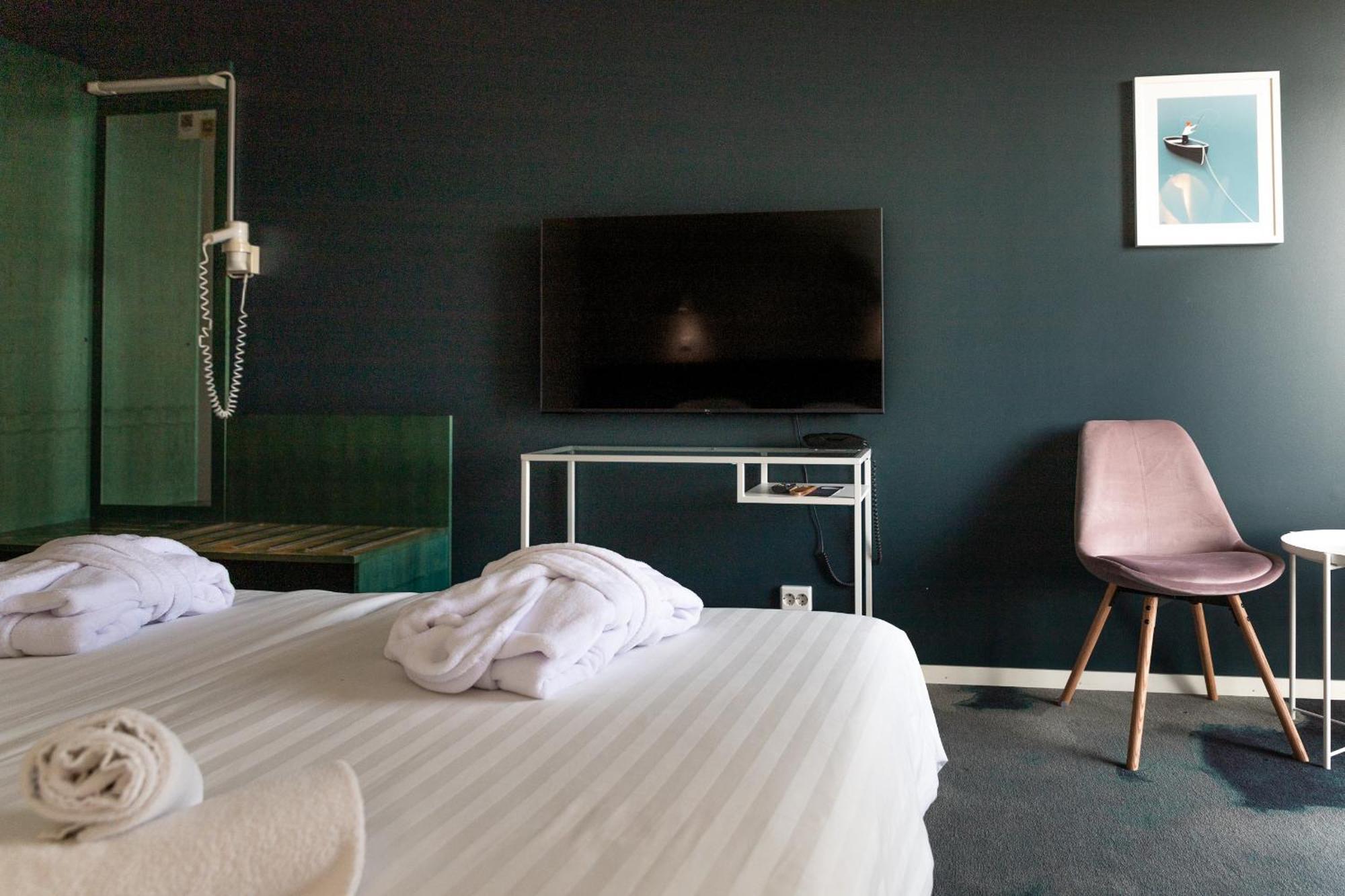 Meri Seaside Hotel & Spa Куресааре Екстериор снимка